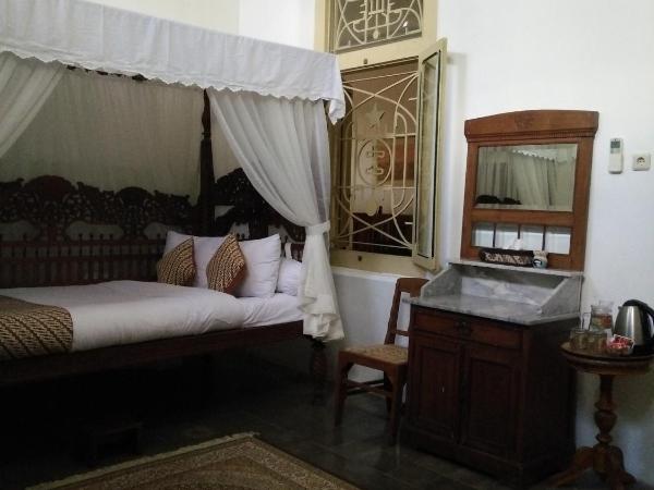 nDalem Natan Royal Heritage : photo 4 de la chambre chambre familiale