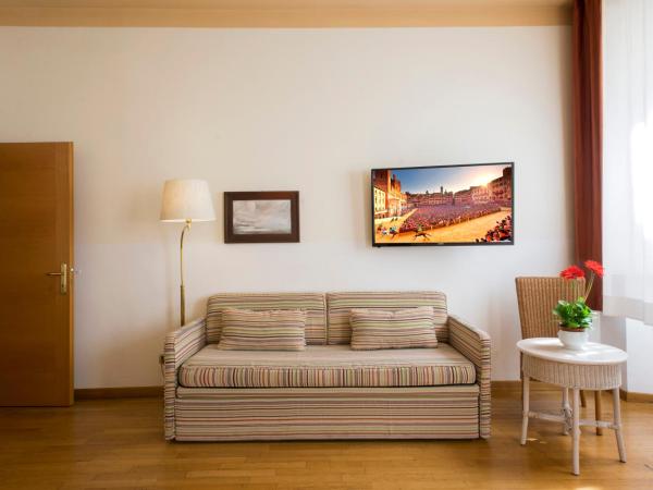 Piazza Paradiso Accommodation : photo 4 de la chambre chambre familiale (5 adultes)