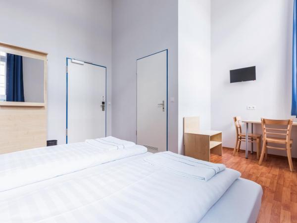 a&o Bremen Hauptbahnhof : photo 6 de la chambre chambre lits jumeaux