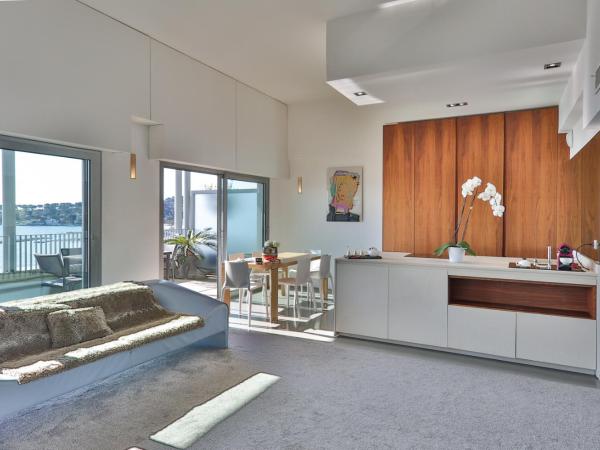 Royal Antibes - Luxury Hotel, Résidence, Beach & Spa : photo 5 de la chambre appartement royal avec bain à remous