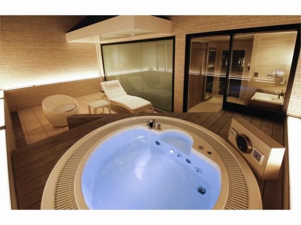 Hotel Code Shinsaibashi : photo 4 de la chambre hébergement double premium avec salle de bains privative extérieure - non-fumeurs