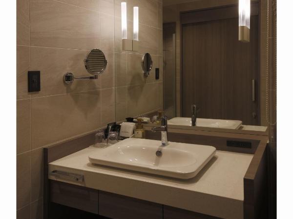 Hotel Code Shinsaibashi : photo 6 de la chambre hébergement double premium avec salle de bains privative extérieure - non-fumeurs