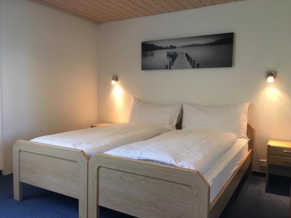 Hotel Garni Rössli : photo 9 de la chambre chambre double
