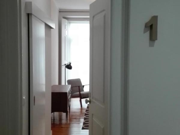 Alcaçaria do Bairro : photo 2 de la chambre chambre deluxe