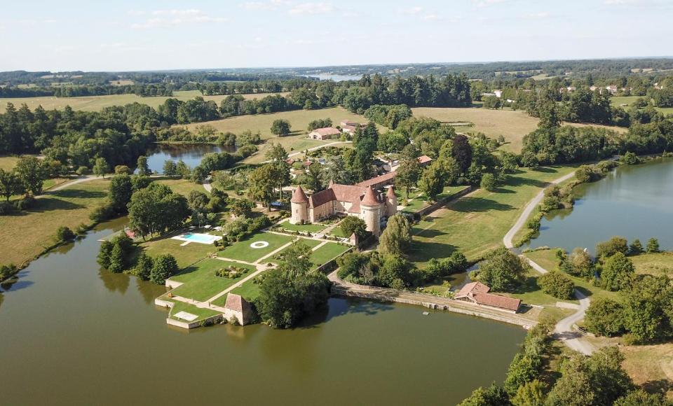 HOTEL Domaine des Etangs, Auberge Resorts Collection