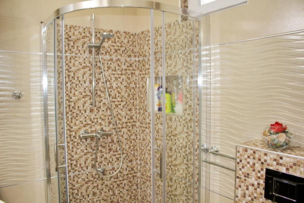 Kristi Lux Apartment Center Free Parking Fast WiFi 8