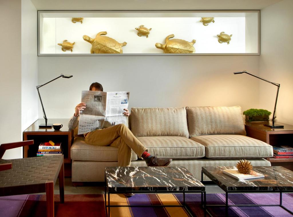21c Museum Hotel Cincinnati Image