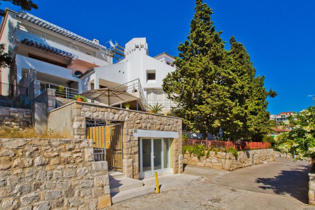 Castle Štambuk 5