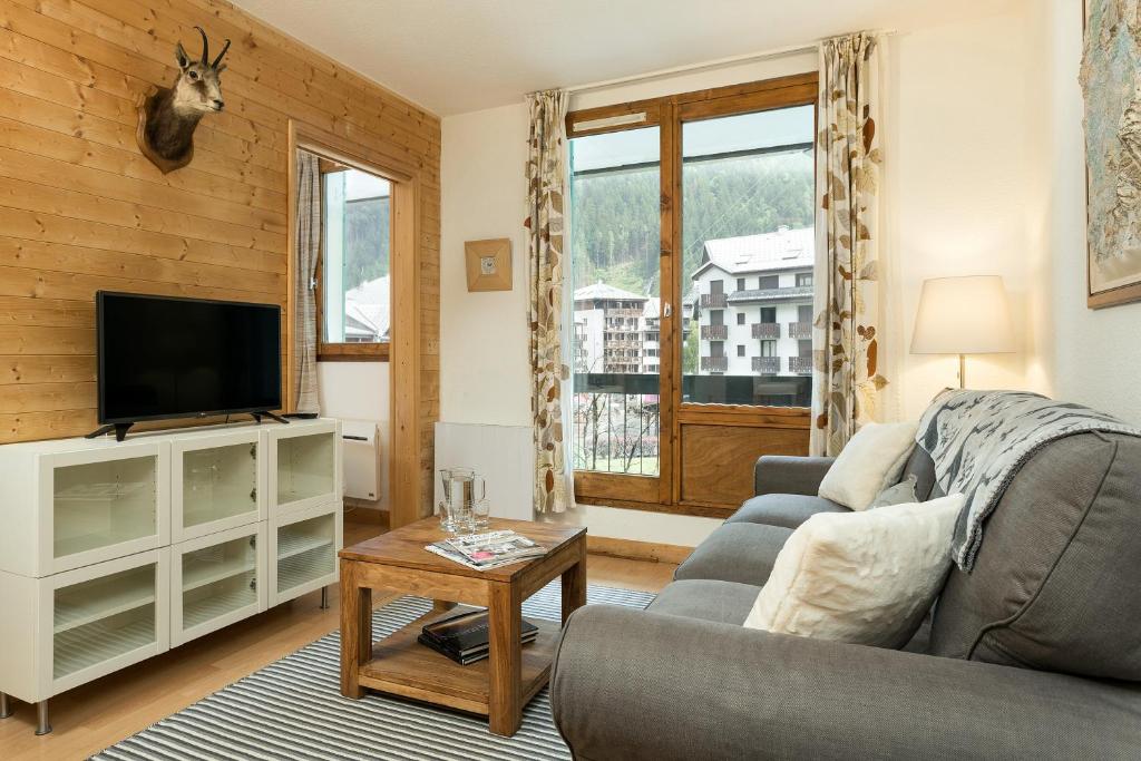 Apartment Balme 2 - Central Chamonix Haven and Mont Blanc View 5