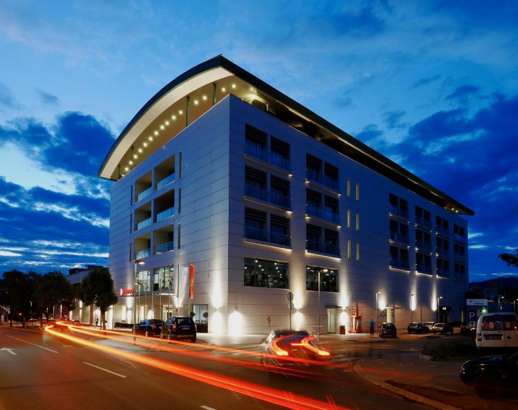 Ramada by Wyndham Podgorica 4