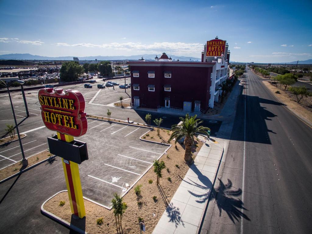 Skyline Hotel and Casino Image