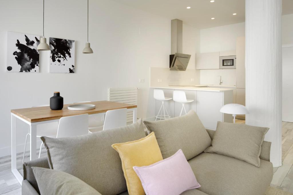 Concha Bay 3 by FeelFree Rentals 4
