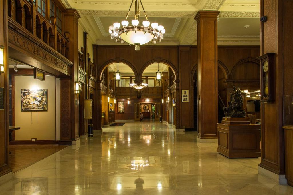 Missouri Athletic Club Image