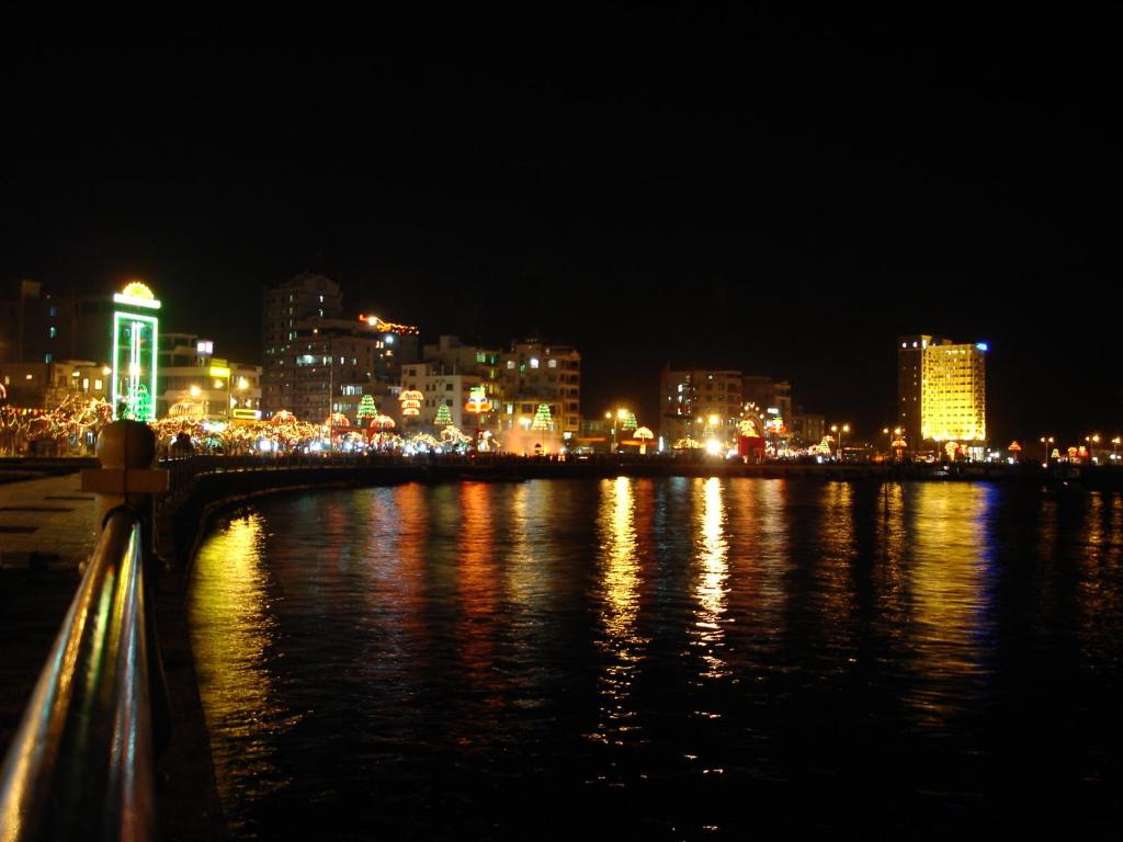 Phương Đông Hotel