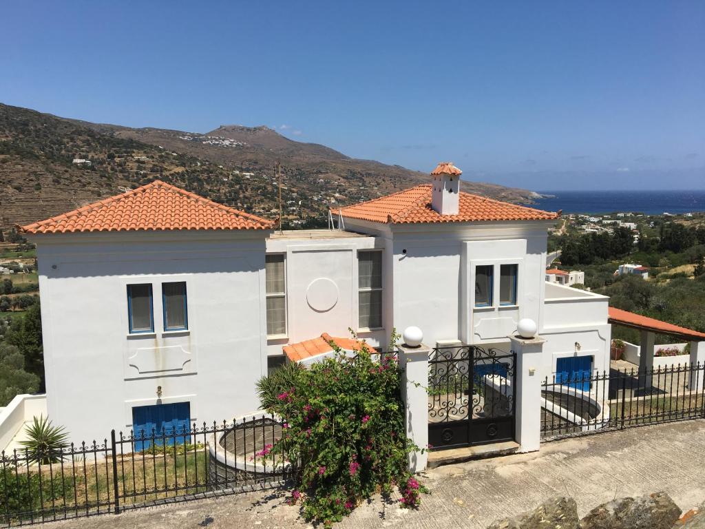 Villa Sis 1