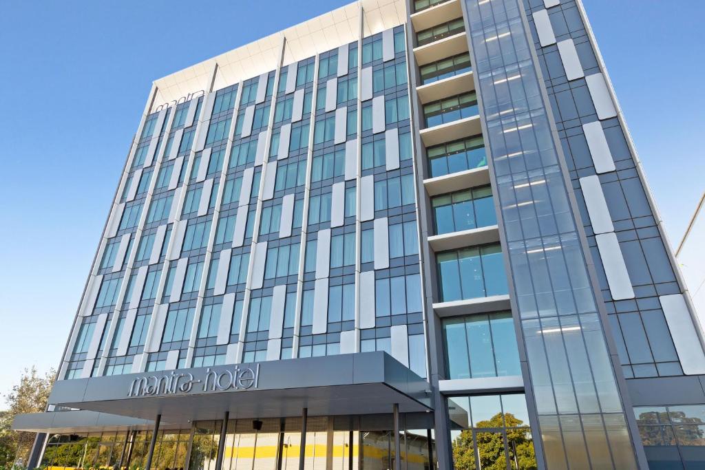 Mantra Hotel at Sydney Airport Image