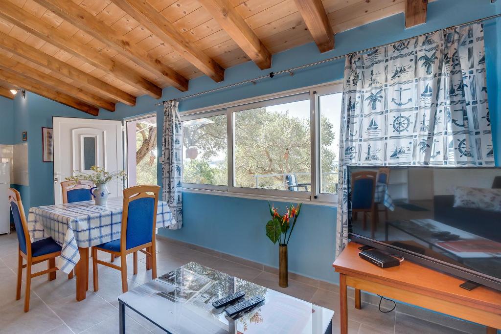 Holiday home Nikol 4