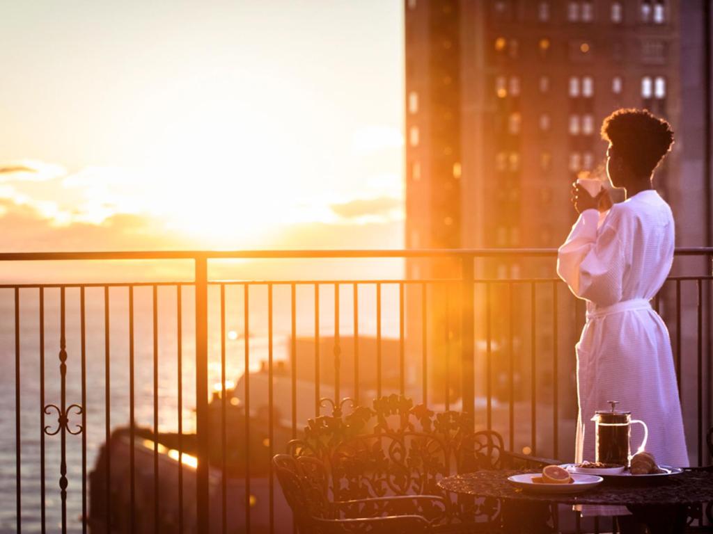 Ambassador Chicago, part of JdV by Hyatt Image