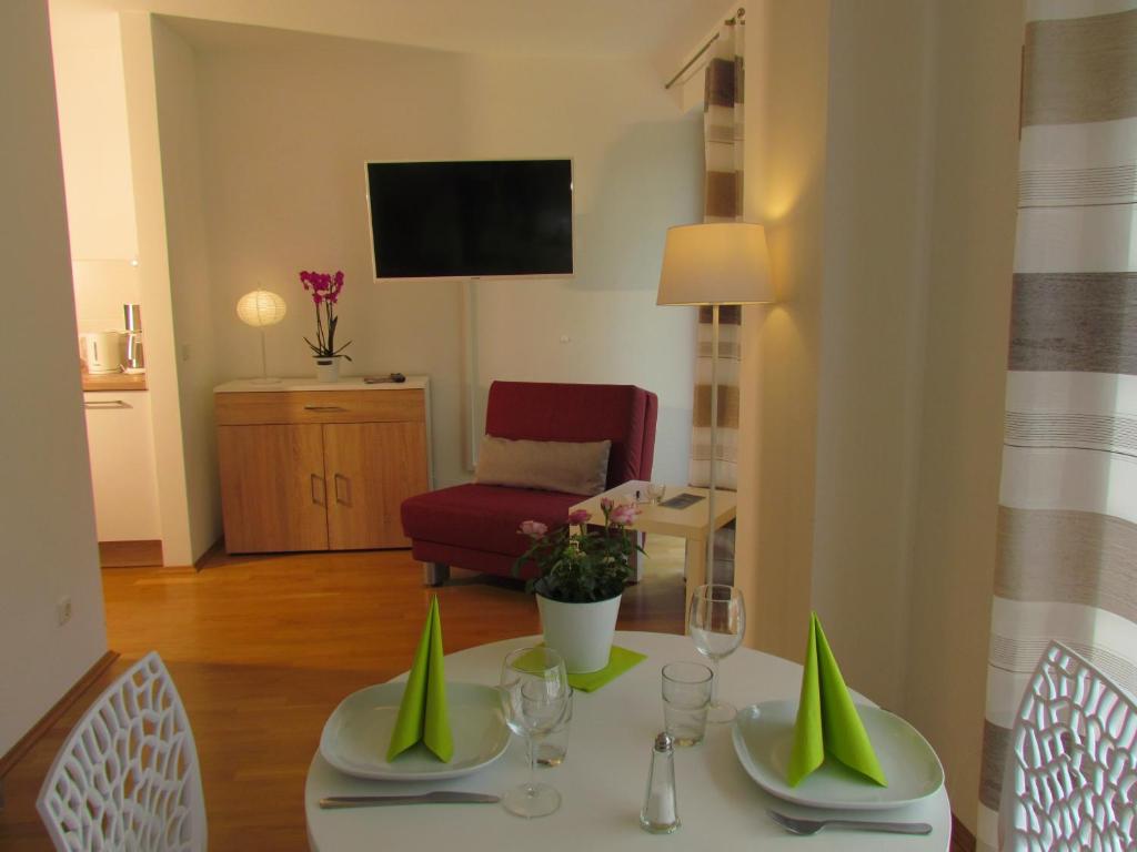 AMENITY-Garden-Apartments 4