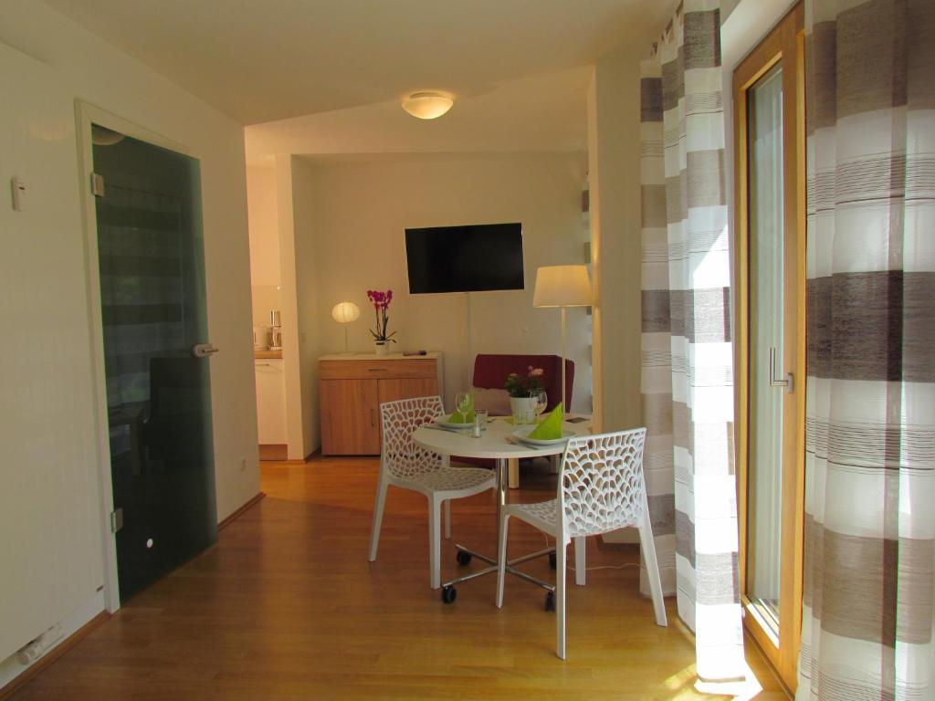 AMENITY-Garden-Apartments 7