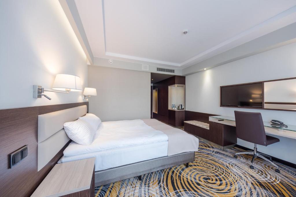 Ambasador Premium 4