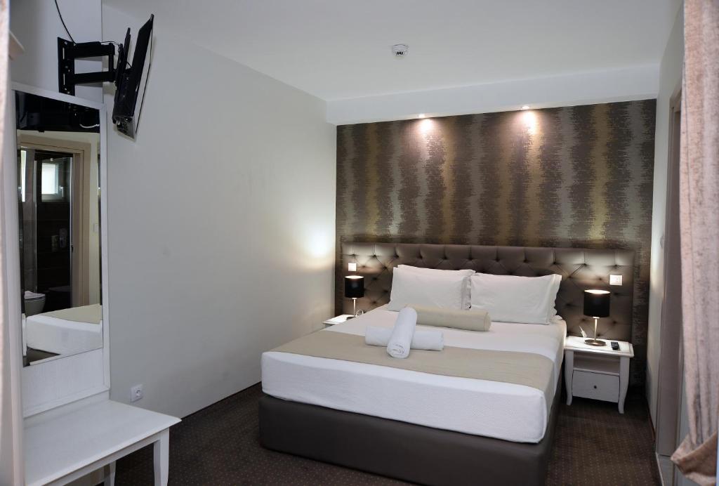 Alexandar Square Apartments 7