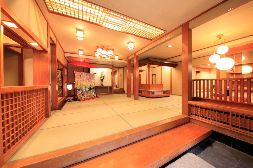un couloir dans l'établissement Micasa, à Minakami