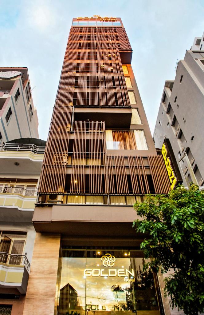 Golden Hotel
