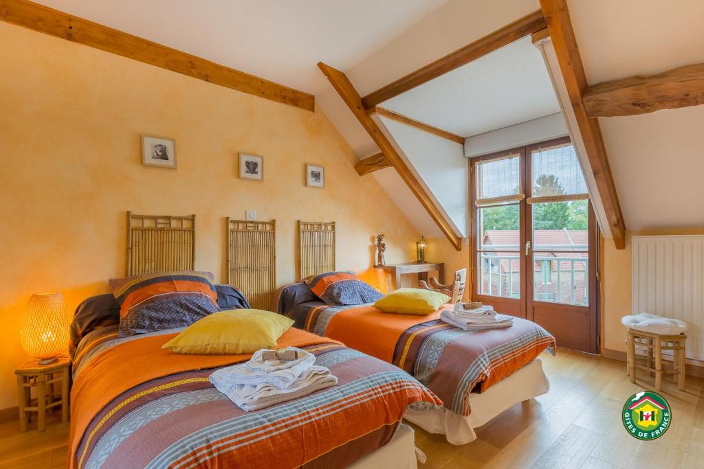 Le Moulin Aux Moines 2