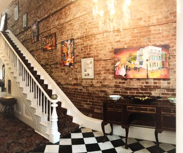 Lafitte Hotel & Bar Image