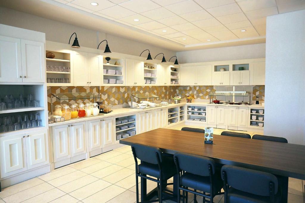 Hyatt Place Austin Airport Image