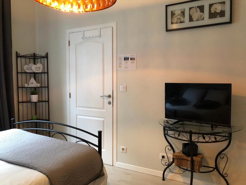 Petit Appartement Jourdan EU 8