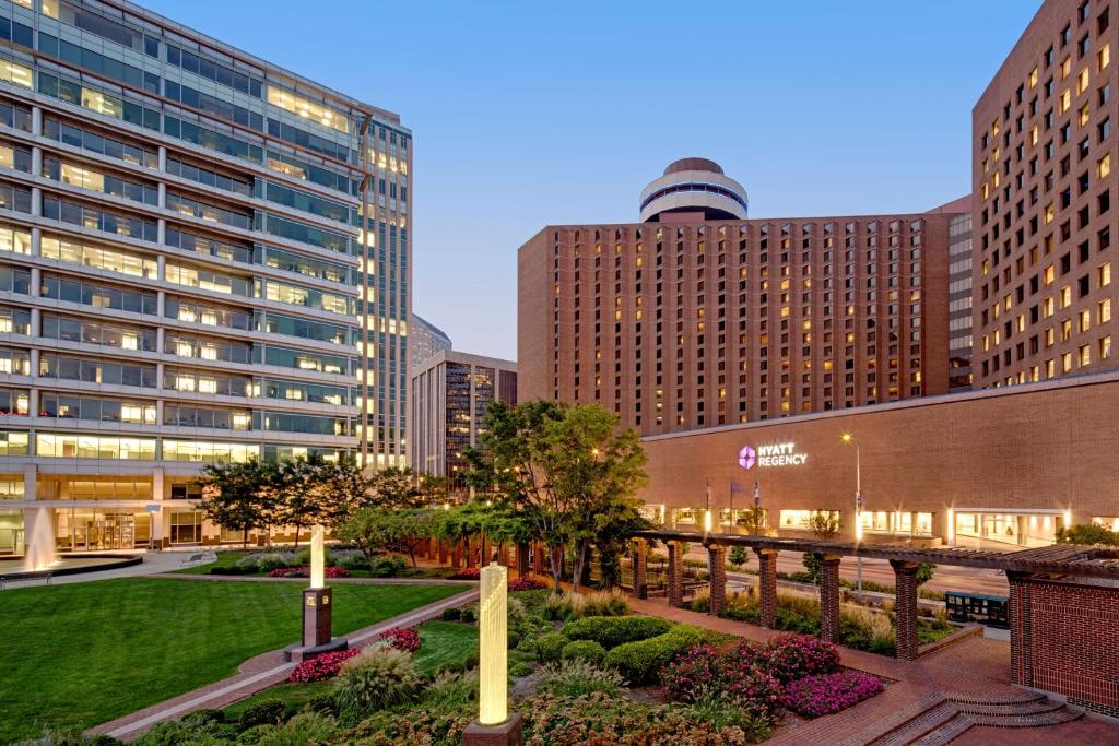 Hyatt Regency Indianapolis at State Capitol Image