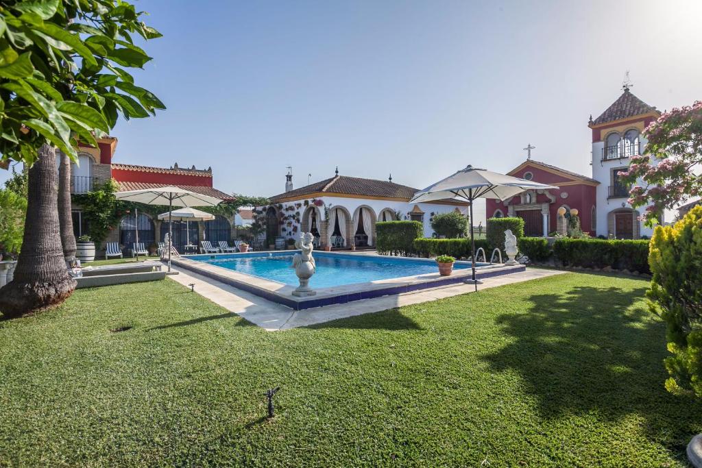 Casa de Campo con Piscina en Sevilla en los Palacios y Villafranca 4