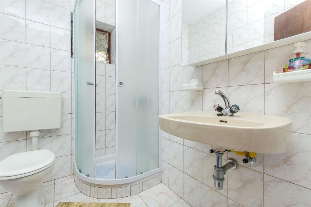 Apartments and Rooms Stjepan 3