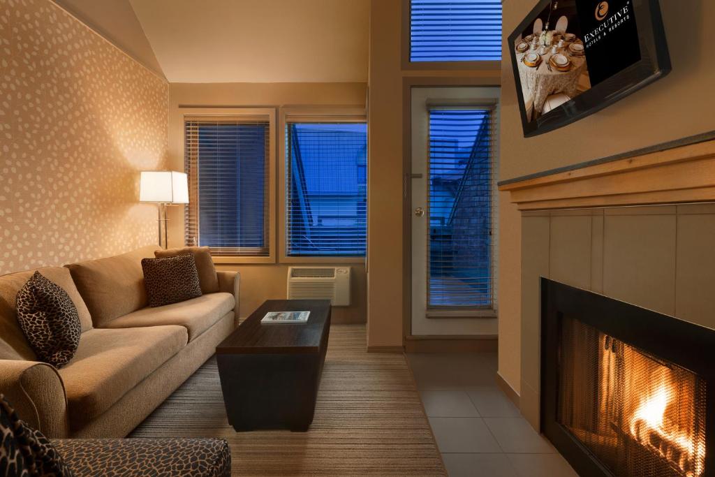 Executive Inn Whistler Image