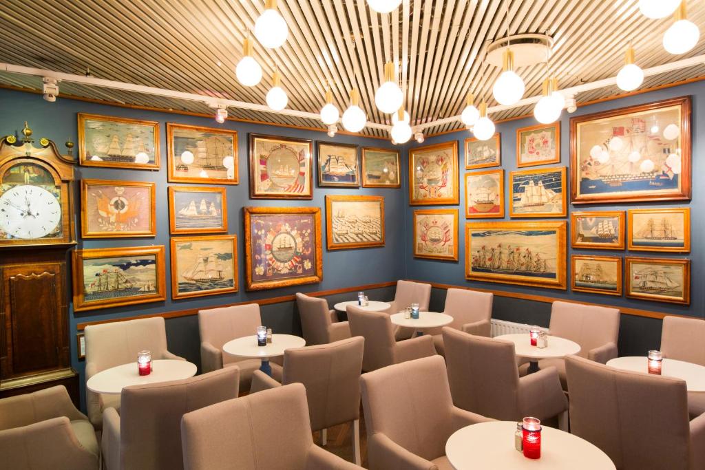 Lord Nelson Hotel Image