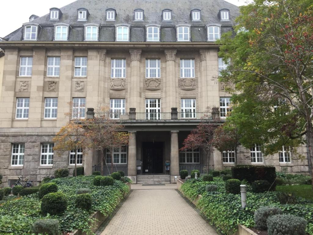 Ferienwohnung mitten in Wiesbaden 6