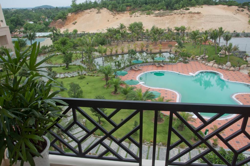 DLGL - Dung Quat Hotel