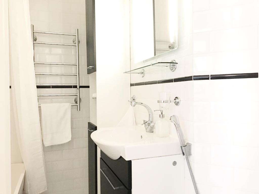 Magnificent sea view! Luminous 1 br for max 4 3