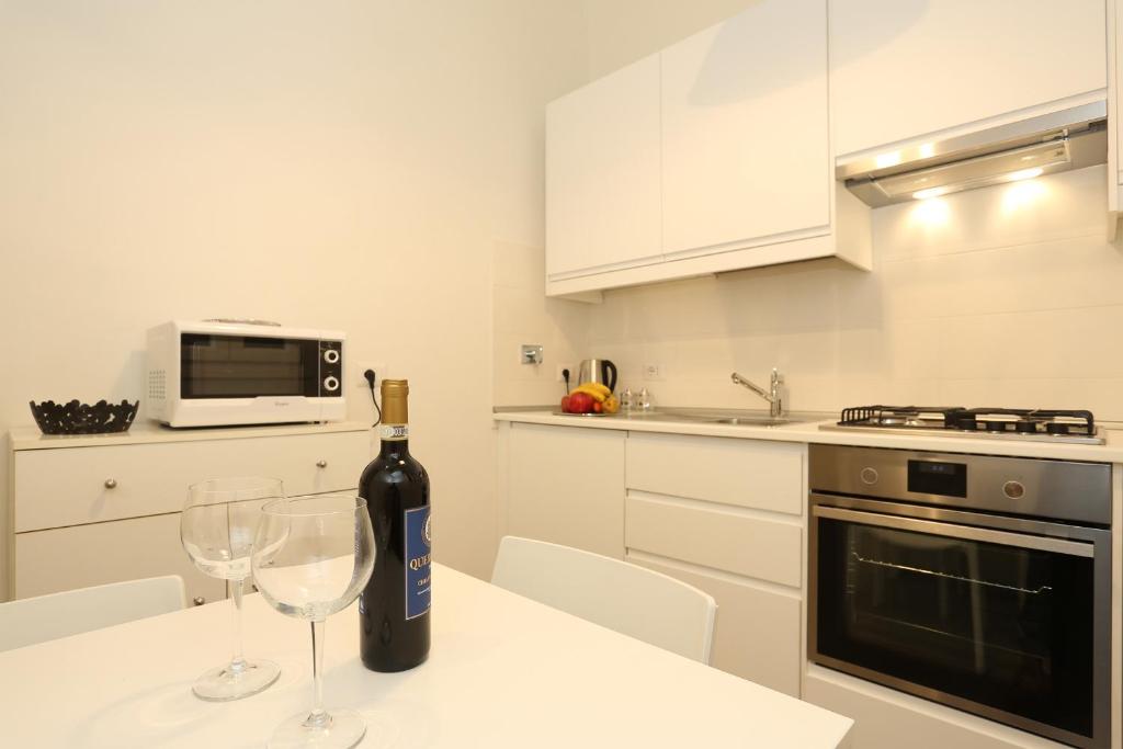Cristina Suite 8