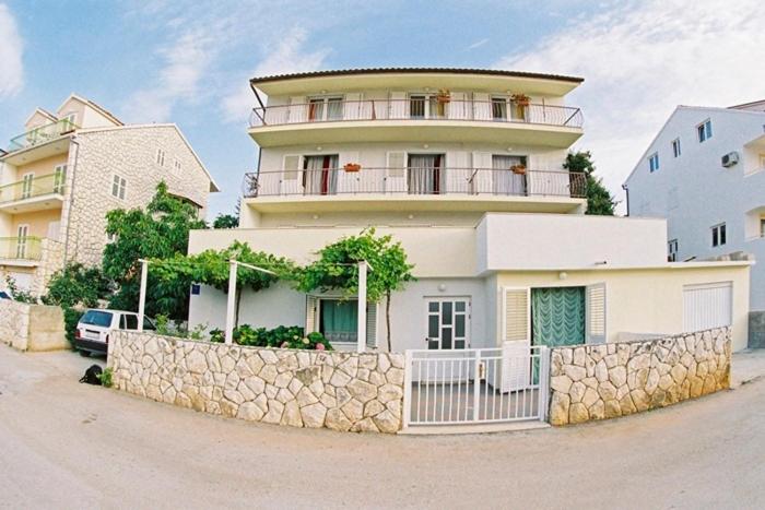 Apartments Sanja 3