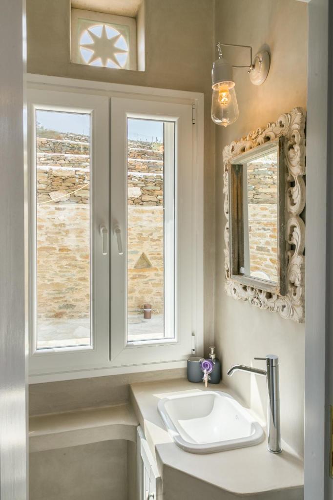Imarkellis Tinos Boutique Villas 3