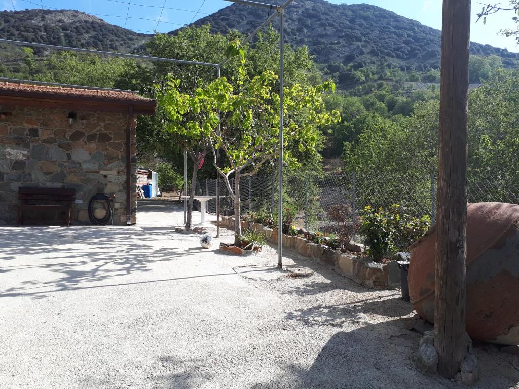 Agrompelo House 5