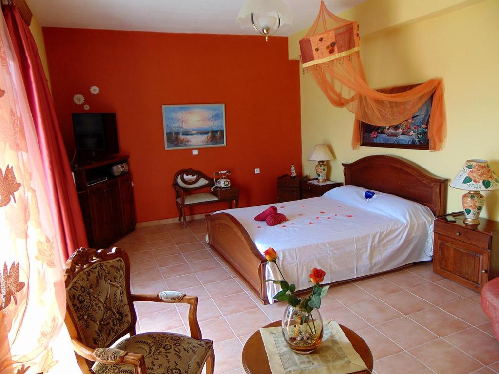Classical Villa Anta 8