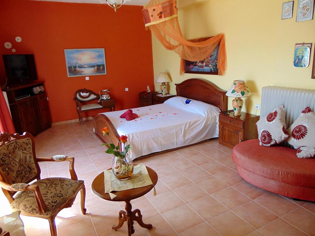 Classical Villa Anta 2