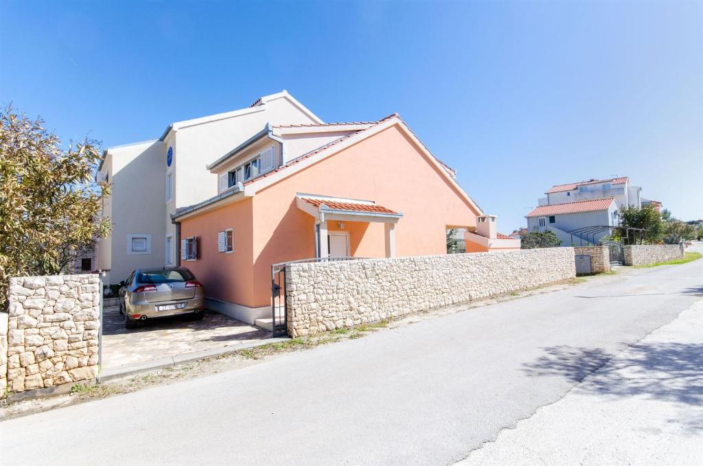 House Nikolina 3