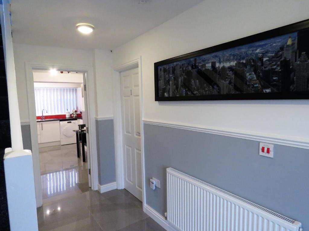 StayNEC Moat House Birmingham - For Company, Contractor and Leisure Stays - NEC, HS2, JLR, Airport 5