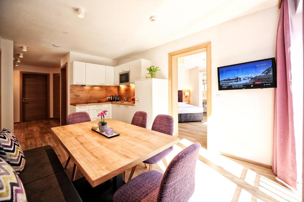 Amaris Apartments 2