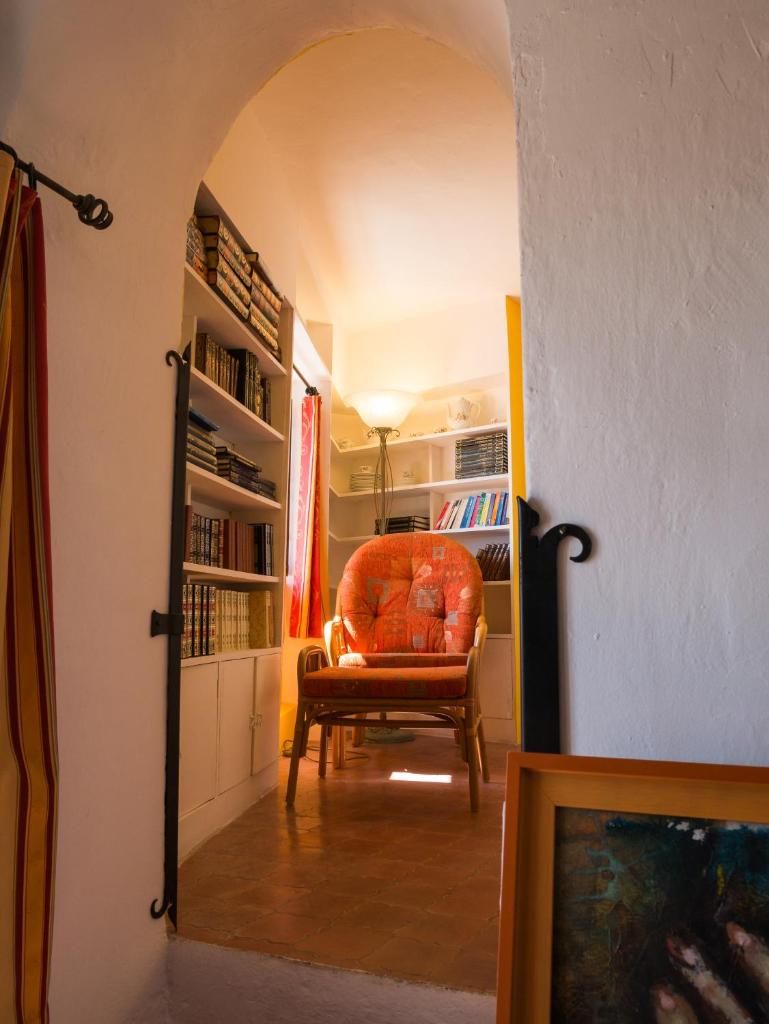 Eze Monaco middle of old town of Eze Vieux Village Romantic Hideaway with spectacular sea view 5